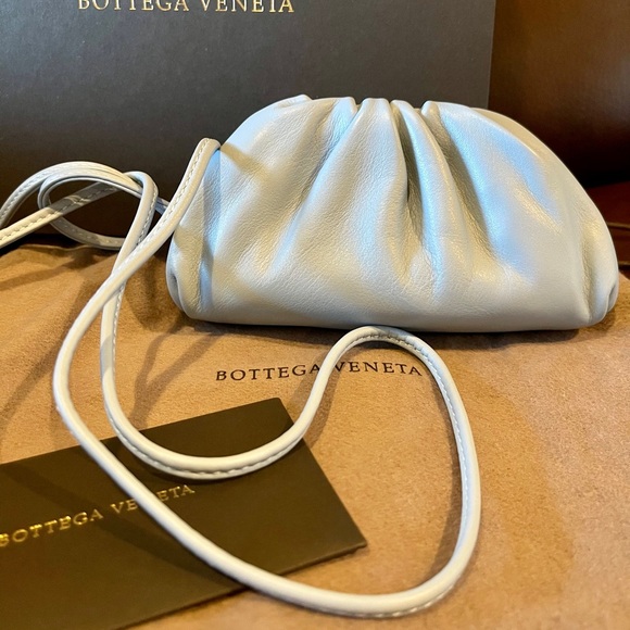 Bottega Veneta The Pouch 20 mini Coin Purse Blue - Picture 15 of 16